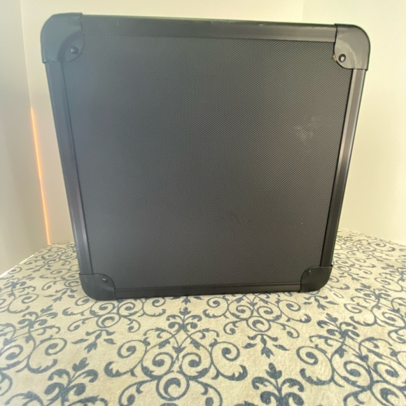 Vaultz Black Square Tactical Divided Storage Box - Picture 3 of 9